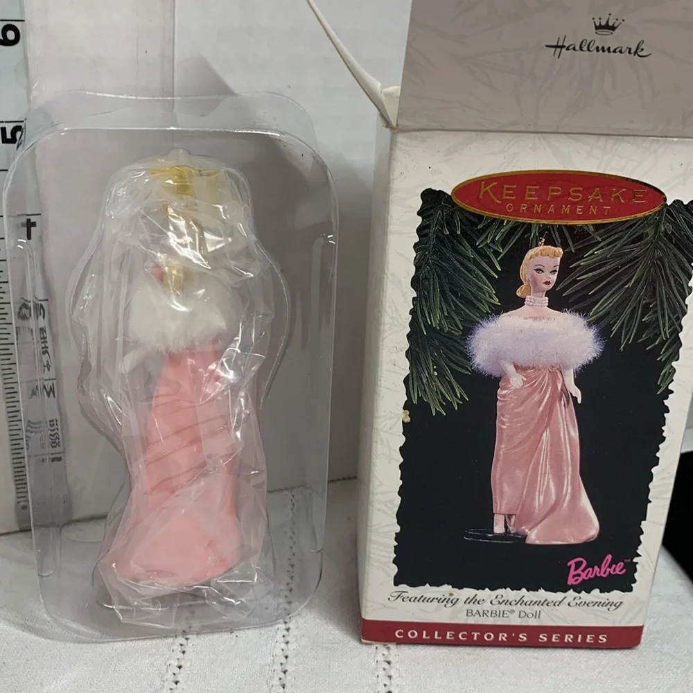 Vintage Hallmark Keepsake Enchanted Evening BARBIE 1996 Christmas Ornament